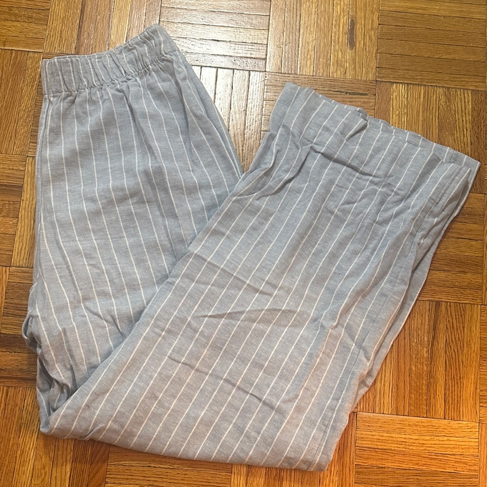 NWOT Abercrombie Striped Pull on Pants